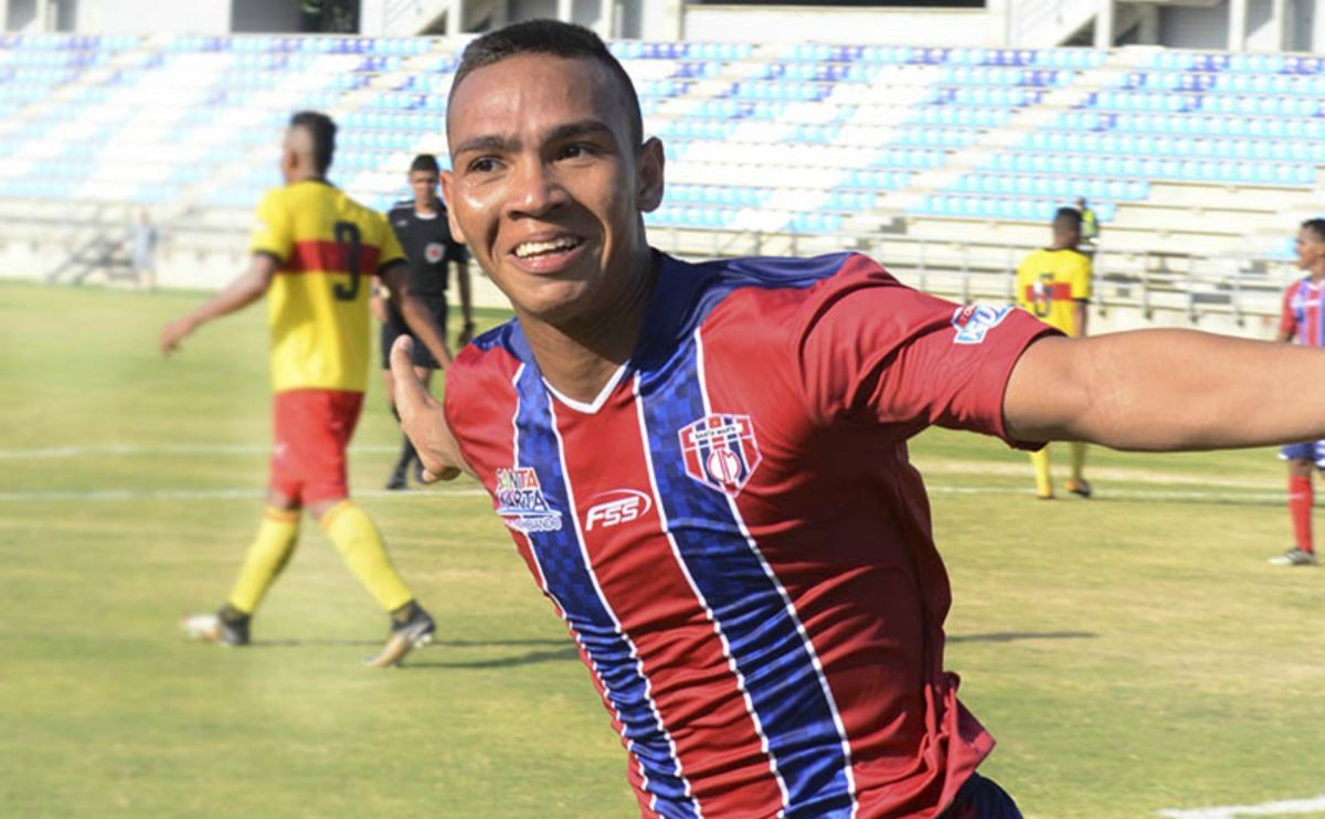Ricardo Márquez jugador del Unión Magdalena, goleador del Torneo Águila