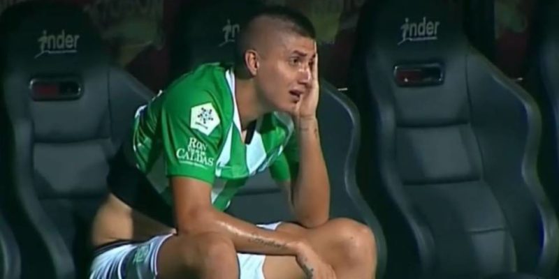 Juan Pablo Ramírez se puso a llorar luego de ser substituido