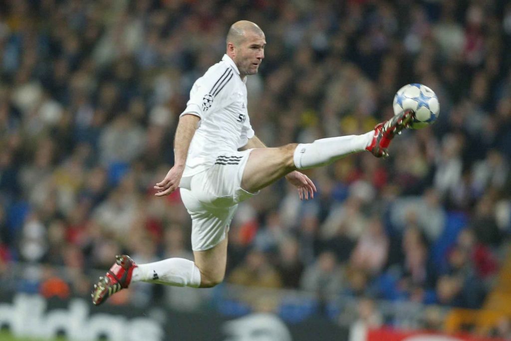Zidane Real Madrid control fútbol Champions League 